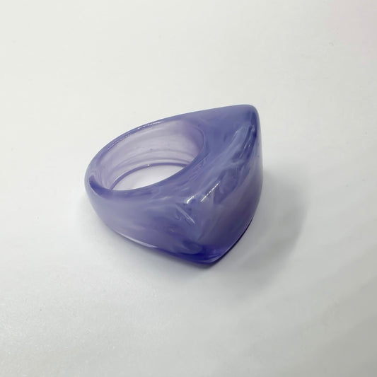 Bague résine lilas