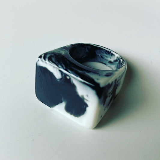 Bague résine vache